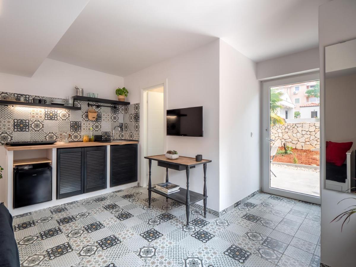 Sunny Side Malinska Apartment Luaran gambar
